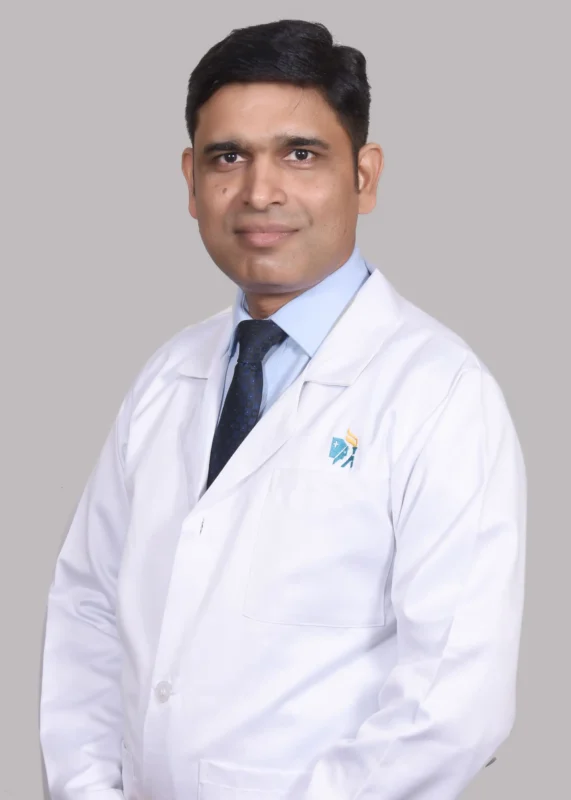 Dr. Jayant Kumar Hota – Senior Nephrologist, Apollo Hospitals Delhi