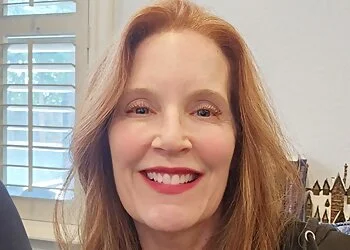 Dr. Victoria Serralta