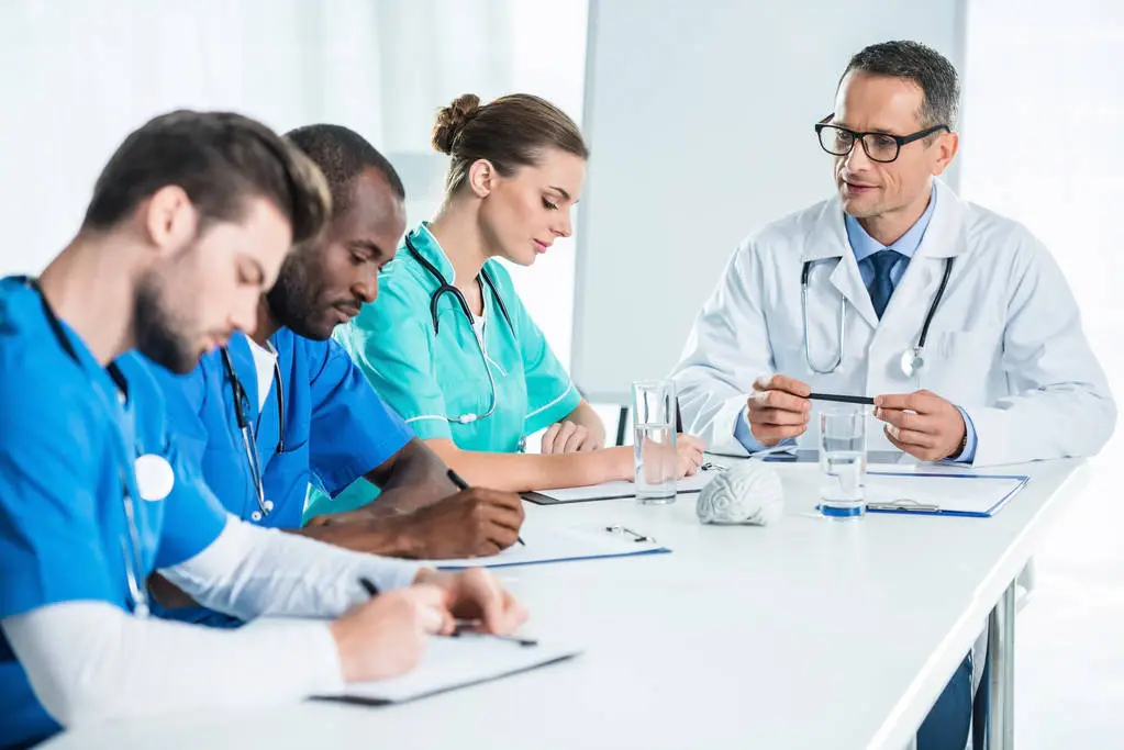 How to Choose the Right MD Specialist A Clinician-Guided Framework for Patients