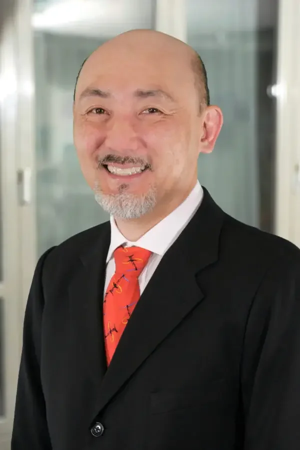 Dr. Ricardo Fujikawa, DC Dr. Ricardo Fujikawa, DC