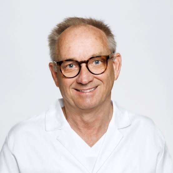 Dr. Mats Brännström, MD, PhD Dr. Mats Brännström, MD, PhD